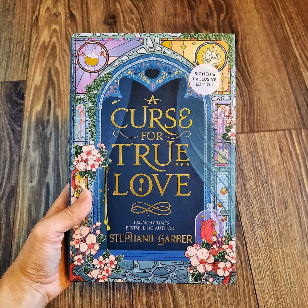 Waterstones A Curse for True Love, Book by Stephanie Garber
